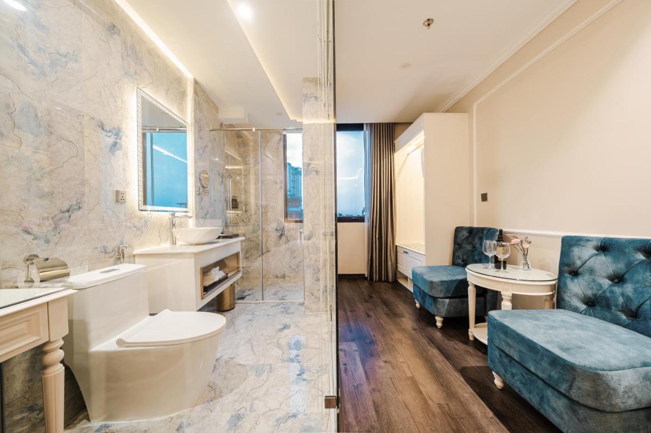 The Castle Hotel 하노이 외부 사진