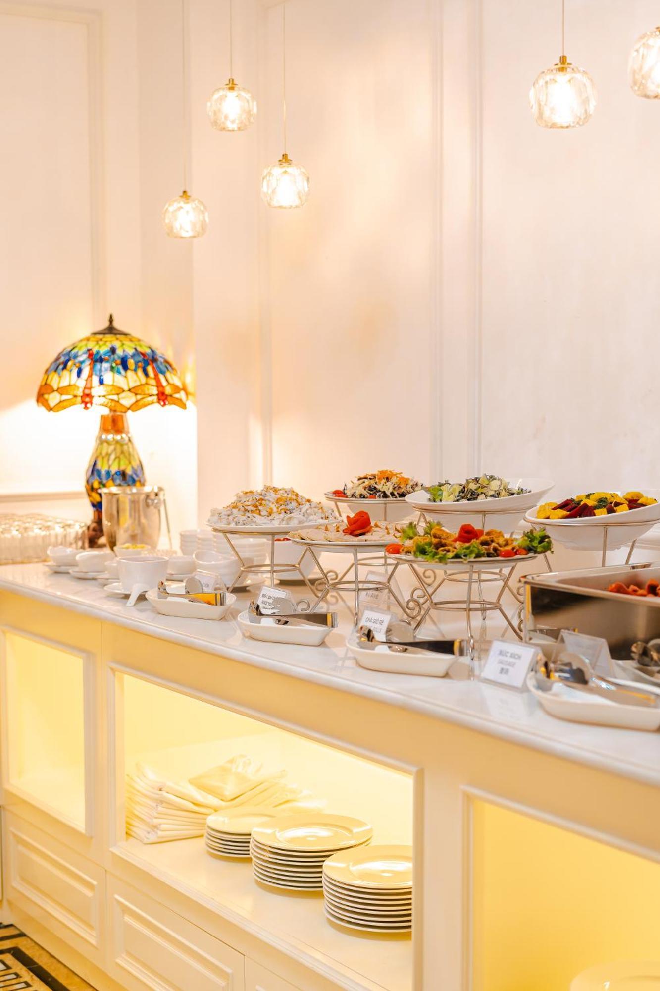 The Castle Hotel 하노이 외부 사진